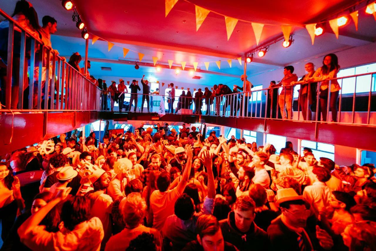 The Esn Kingsday Campsite Amsterdam Eksteriør bilde